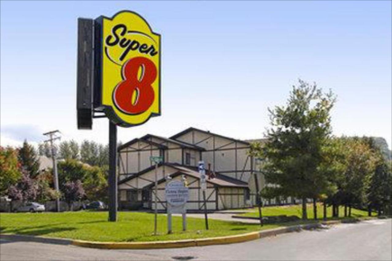 Hotel Super 8 By Wyndham East Stroudsburg - Poconos Exterior foto